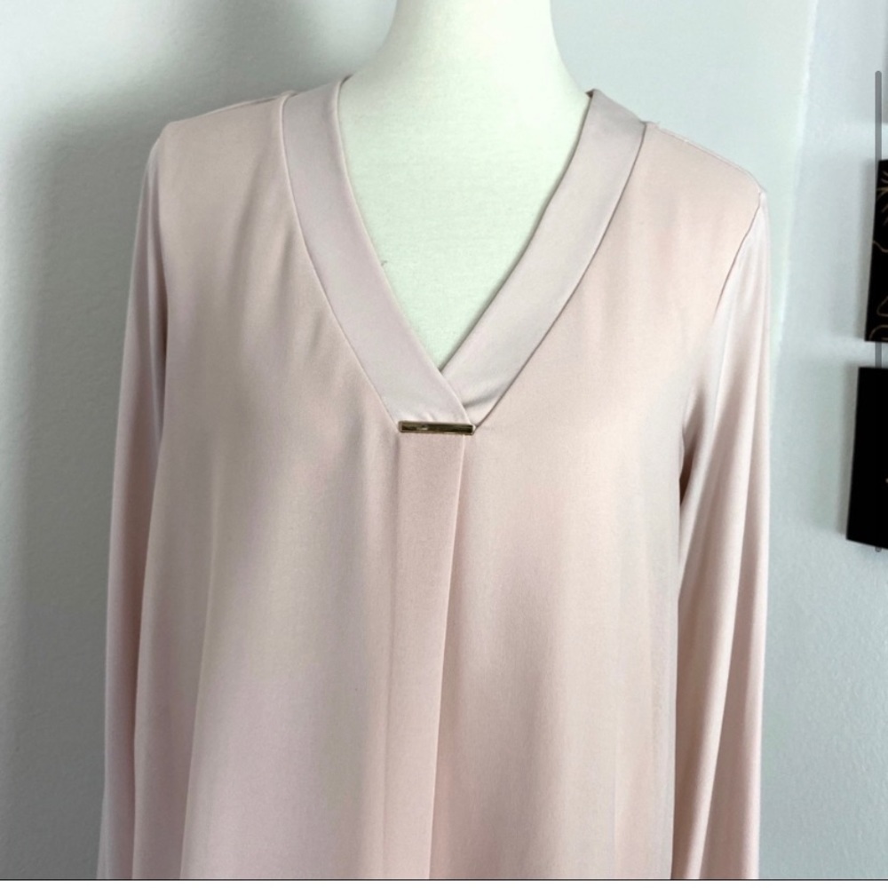 Calvin Klein V Neck Blouse Front Plank Size M Rose Pale - Picture 2 of 6